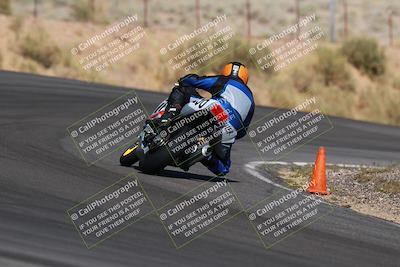 media/Apr-19-2025-AHRMA (Sat) [[3d98ca3309]]/Race/Group 8/Turn 4 part 2/